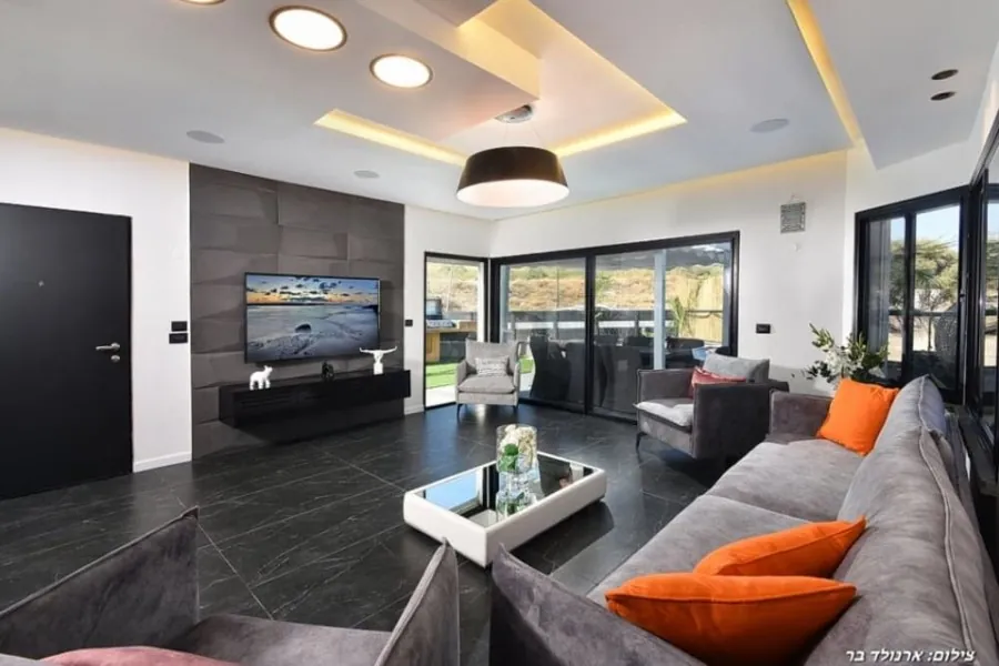 Dream House – living room seating area