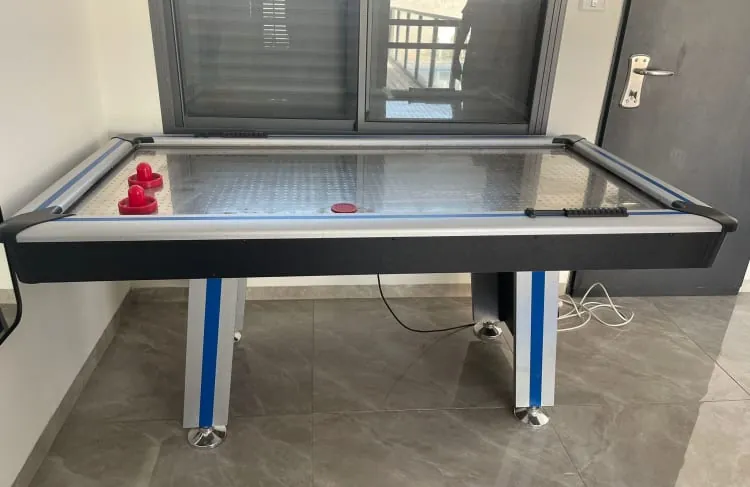 Kinneret House – air hockey table